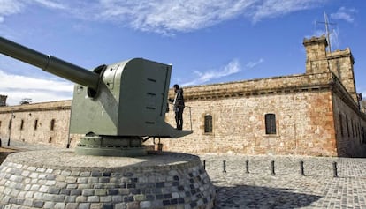 El castillo de Montju&iuml;c, escenario del proceso sumar&iacute;simo contra anarquistas a finales del siglo XIX.