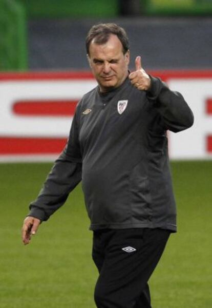 Bielsa, durante un entrenamiento.