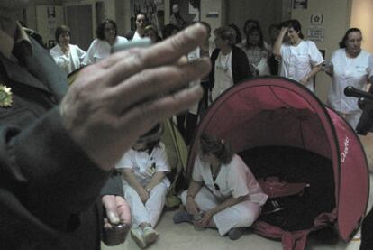 Protesta de los trabajadores del hospital Carlos III