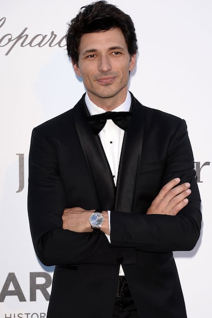 Andrés Velencoso, impecable.