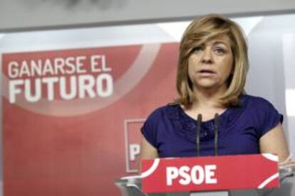 La vicesecretaria general del PSOE, Elena Valenciano, en una rueda de prensa. EFE/Archivo