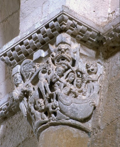 Escena del infierno en el templo de San Miguel de Fuentidueña (Segovia).
