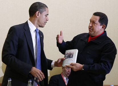 Chávez regala a Obama &#39;Las venas abiertas de América Latina&#39;.