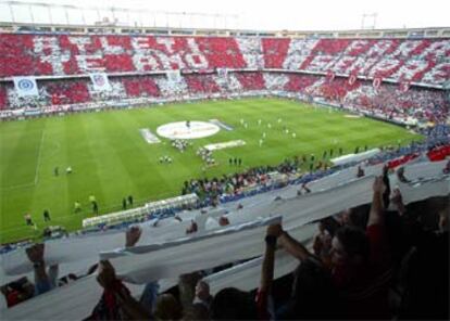 Aspecto de las gradas del Calderón durante los actos de celebración del centenario del Atlético.