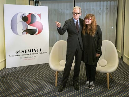La directora de 'La Librería', Isabel Coixet, junto al actor Bill Nighy, durante la presentación de la película en la Seminci.