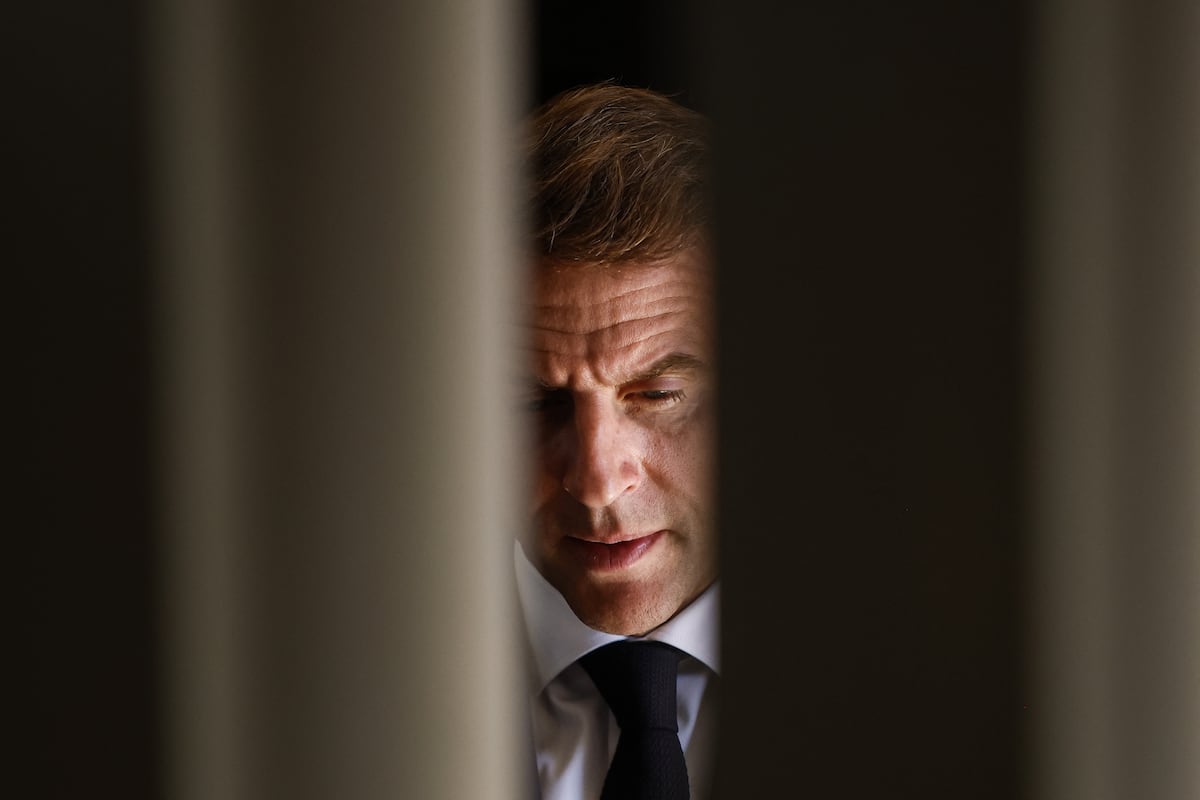 El hundimiento de la ‘grandeur’: por qué fracasa el modelo francés