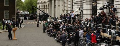 El primer ministro británico, David Cameron, se dirige a la prensa tras su victoria, el pasado.