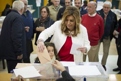 Susana Díaz, en el momento de votar