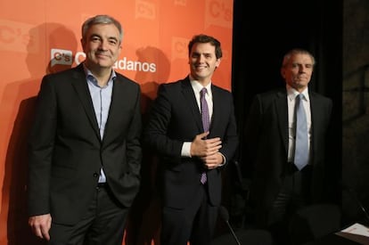 Luis Garicano, Albert Rivera y Manuel Conthe, en una imagen de archivo.