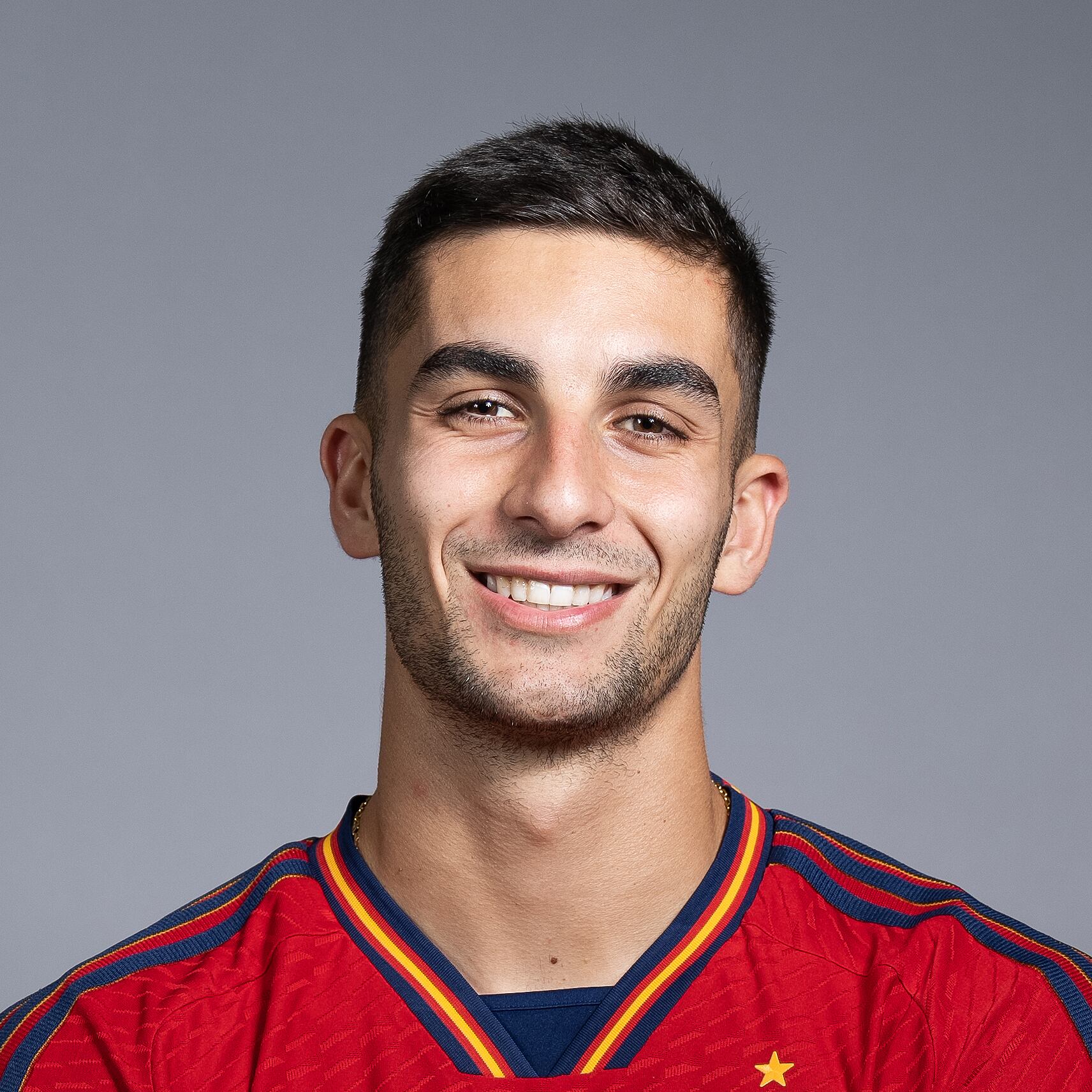 DOHA, QATAR - NOVEMBER 18: Ferran Torres of Spain poses during the official FIFA World Cup Qatar 2022 portrait session on November 18, 2022 in Doha, Qatar. (Photo by Alex Caparros - FIFA/FIFA via Getty Images)