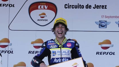 Andreas Pérez, al podi del circuit de Jerez l'any passat.