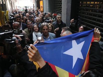 Inés Arrimadas es increpada por grupos independentistas durante una visita en Vic en 2019.