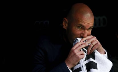 Zidane, durante el partido contra el Valencai.