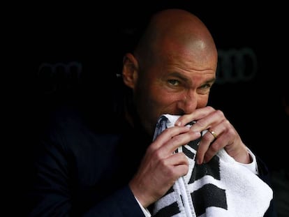 Zidane, durante el partido contra el Valencai.