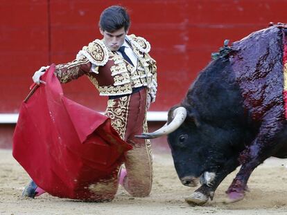  El diestro Jos&eacute; Garrido, durante la corrida. 