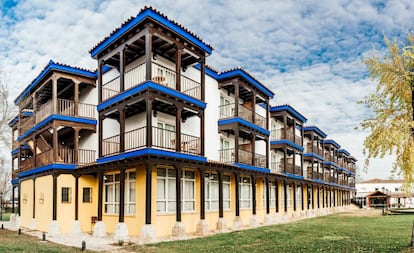 Exterior del parador de Manzanares, en la provincia de Ciudad Real.