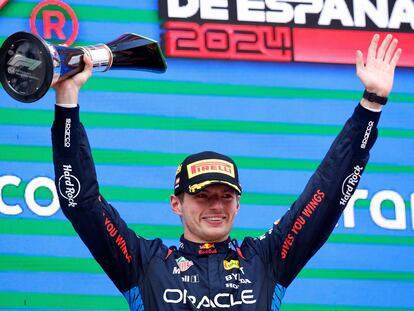 Max Verstappen celebra el título del Gran Premio de España.