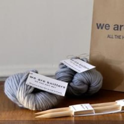 Uno de los kits de We Are Knitters