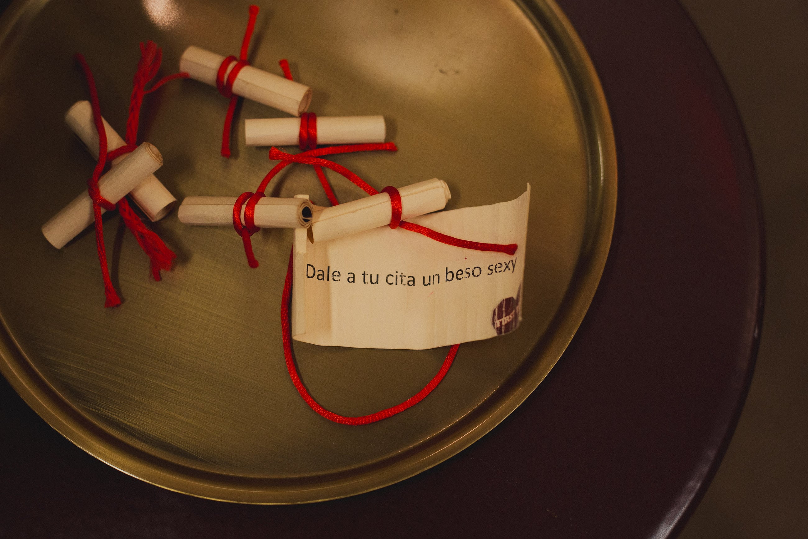 Detalles de producción en el set de First Dates.