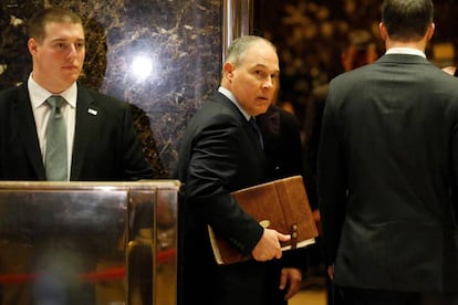 Scott Pruitt, em 7 de dezembro na Trump Tower.