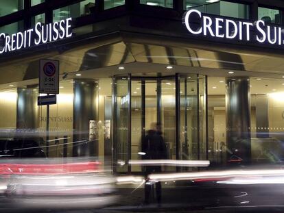 Credit Suisse suma a su equipo en España a cuatro banqueros privados