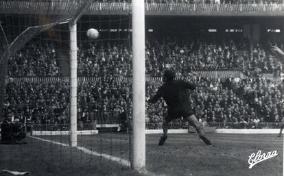 Encuentro entre el Athletic y el Betis en 1963.