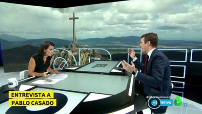 Ana Pastor y Pablo Casado en 'El Objetivo'.