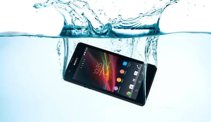 Sony Xperia bajo el agua