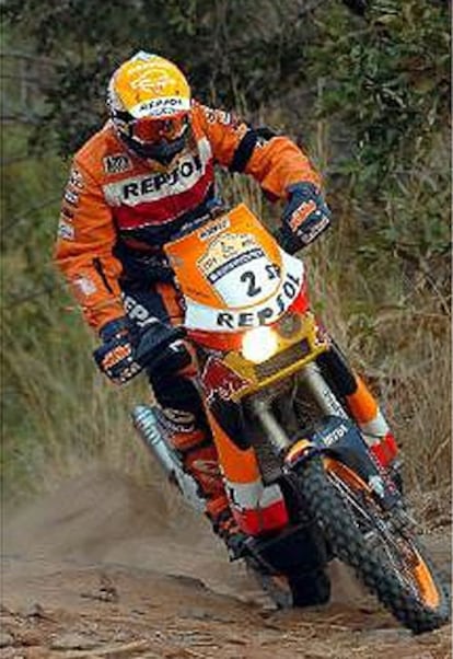 El español Marc Coma, líder destacado en la categoría de Motos.