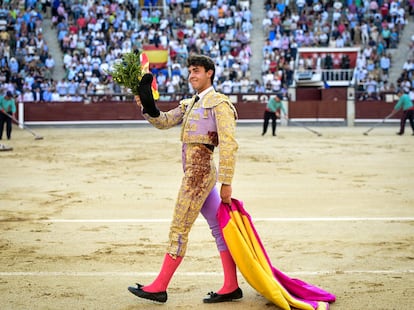 Alejandro Chicharro, en la vuelta al ruedo en su primer novillo.