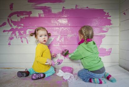La pintura es uno de los juguetes que más preocupan a los posibles por su posible toxicidad.
