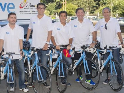 Parte del equipo de comentaristas y realizadores de la Vuelta a Espa&ntilde;a 2013.