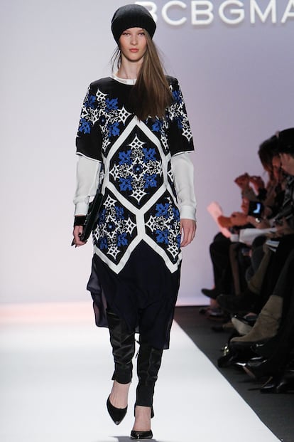 BCBG  Max Azria se rinde al estilo oversize