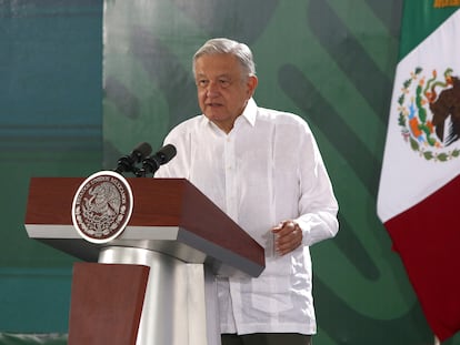 Andrés Manuel López Obrador, durante su conferencia matutina de este viernes, en el Estado de Quintana Roo.