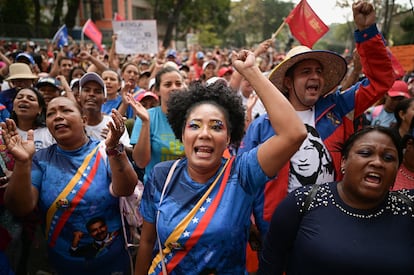 Venezolanos deportados al Salvador