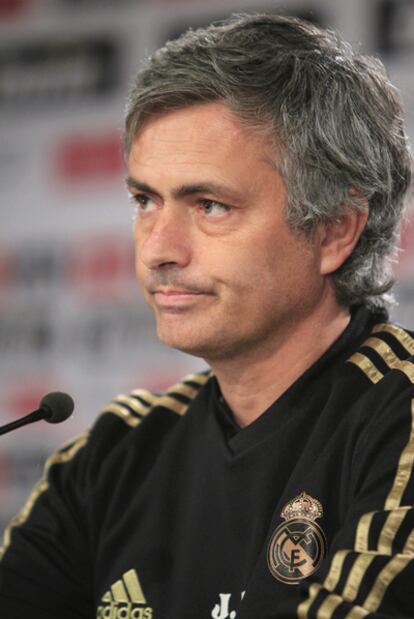 José Mourinho, entrenador del Real Madrid, antes del partido de Copa contra la Ponferradina.