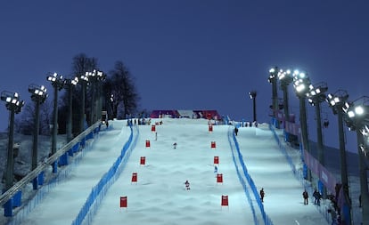 Vistas de una de las pistas preparadas para la competición de esquí en Rosa Khutor.
