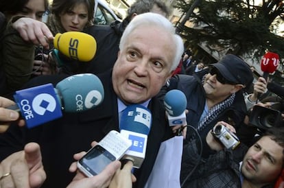 José Luis Baltar llegando a declarar al juzgado