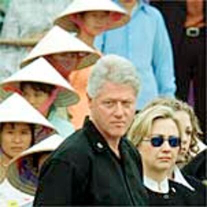 El presidente de EE UU, Bill Clinton durante su visita a Hanoi