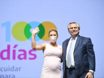 El presidente de Argentina, Alberto Fernández, y la primera dama, Fabiola Yáñez, el pasado 14 de diciembre en Buenos Aires.