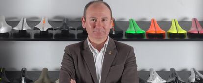 Joaquín Gil, fundador de la empresa Essax, de sillines de bicicletas.