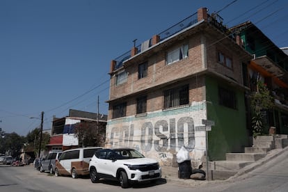 En la colonia Lomas Taurinas, una barda que fue pintada durante la campaña presidencial de hace 30 años y que se mantiene intacta hasta hoy día.