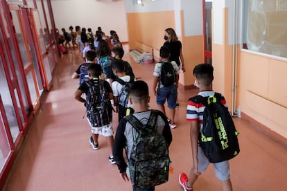 Un grupo de alumnos de una escuela de Barcelona, en el inicio de curso del año pasado.