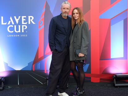 Alasdhair Willis y Stella McCartney durante el primer día de la Laver Cup en el O2 Arena, el 23 de septiembre de 2022 en Londres, Inglaterra.