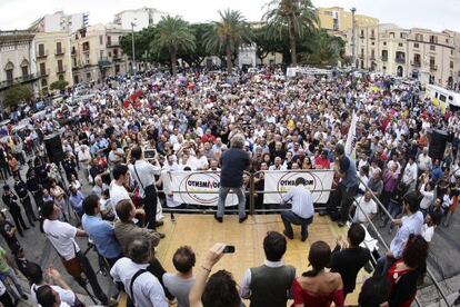 Mitin de Grillo en Termini Imerese (Sicilia) durante la campaña de las regionales, en octubre de 2012.