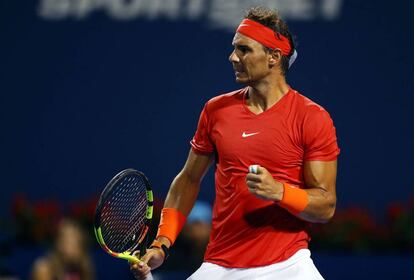 Rafa Nadal festeja un punto ante el suizo Wawrinka en el torneo de Toronto.