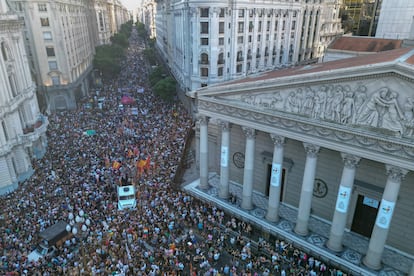 Multitudinaria protesta convocada por colectivos LGTBIQ+, el pasado 1 de febrero en Buenos Aires.