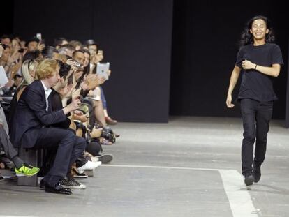 El dise&ntilde;ador Alexander Wang, el pasado septiembre, tras su desfile para primavera/verano 2013 en Nueva York.