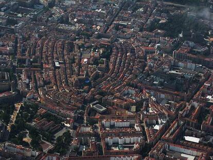 Una vista aérea de la capital de Euskadi con su Casco Medieval en el centro.