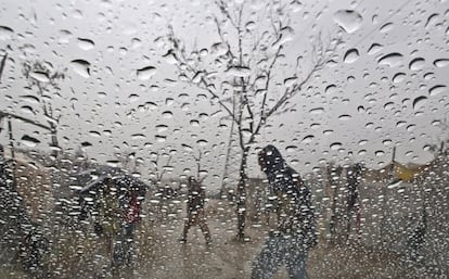 Día de lluvia en un barrio pobre a las afueras de Islamabad (Pakistán).